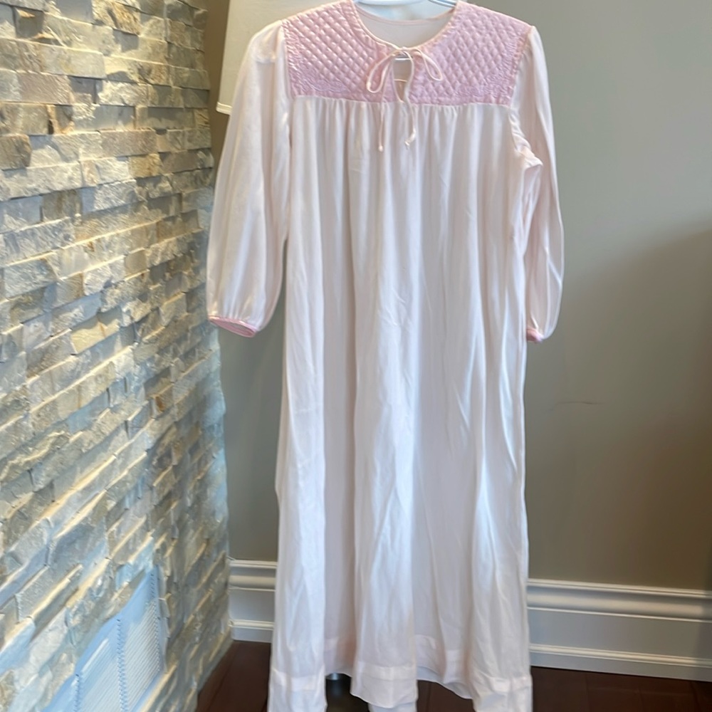 Slumber Suzy Vintage Nightgown